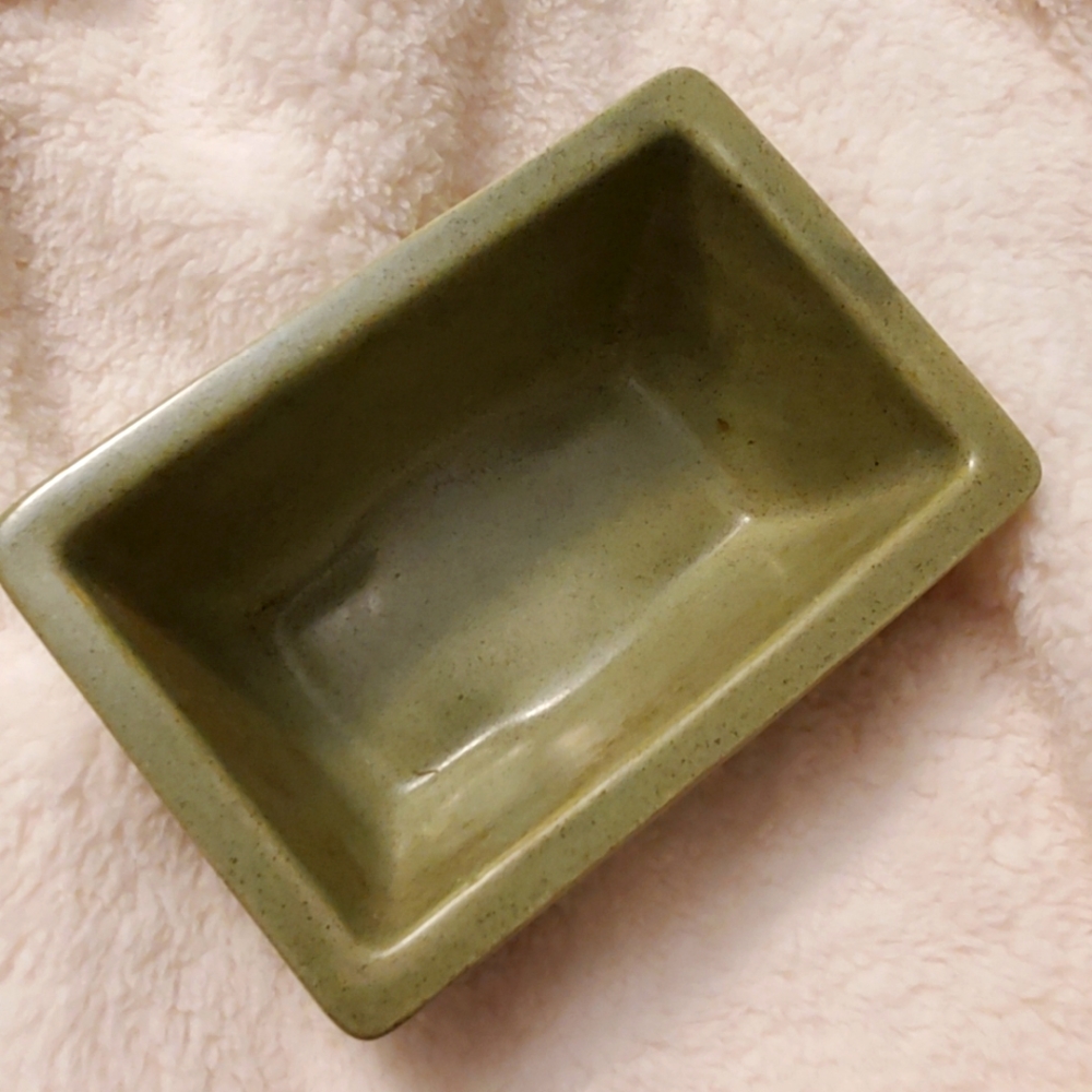 Vintage Haeger Speckled Olive Green Planter, #3991